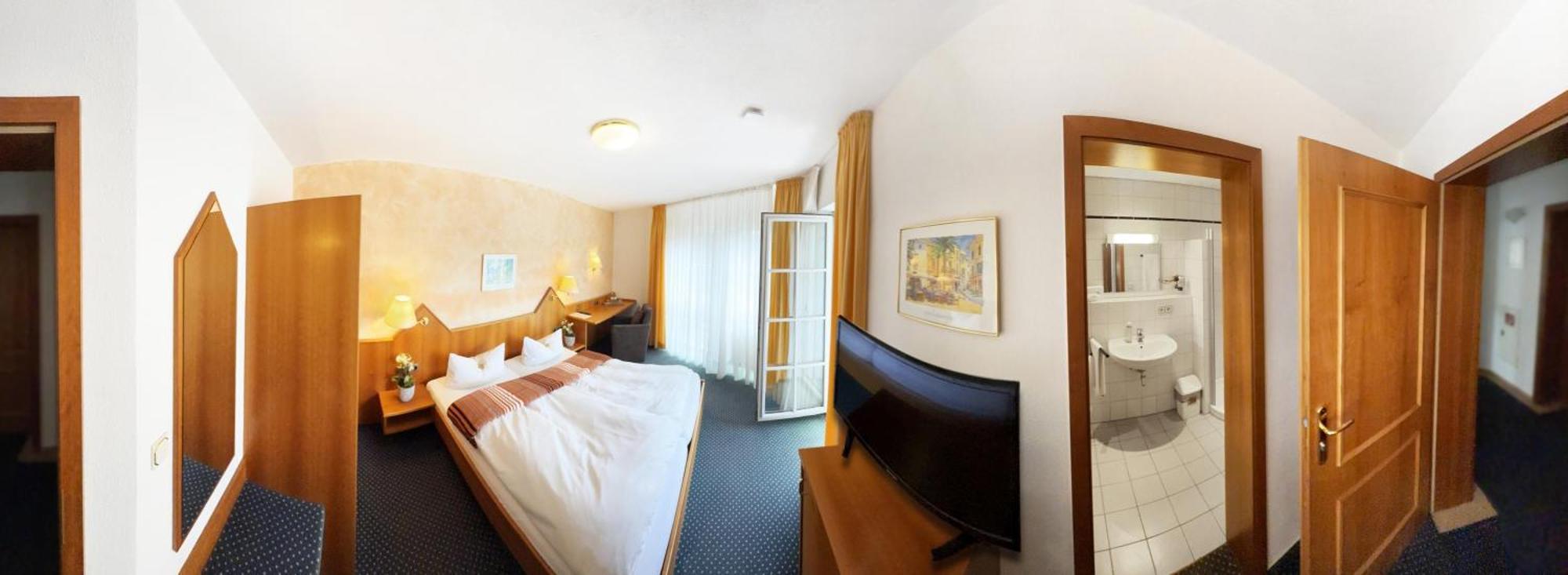 Hotel Schoene Aussicht Гисен Экстерьер фото