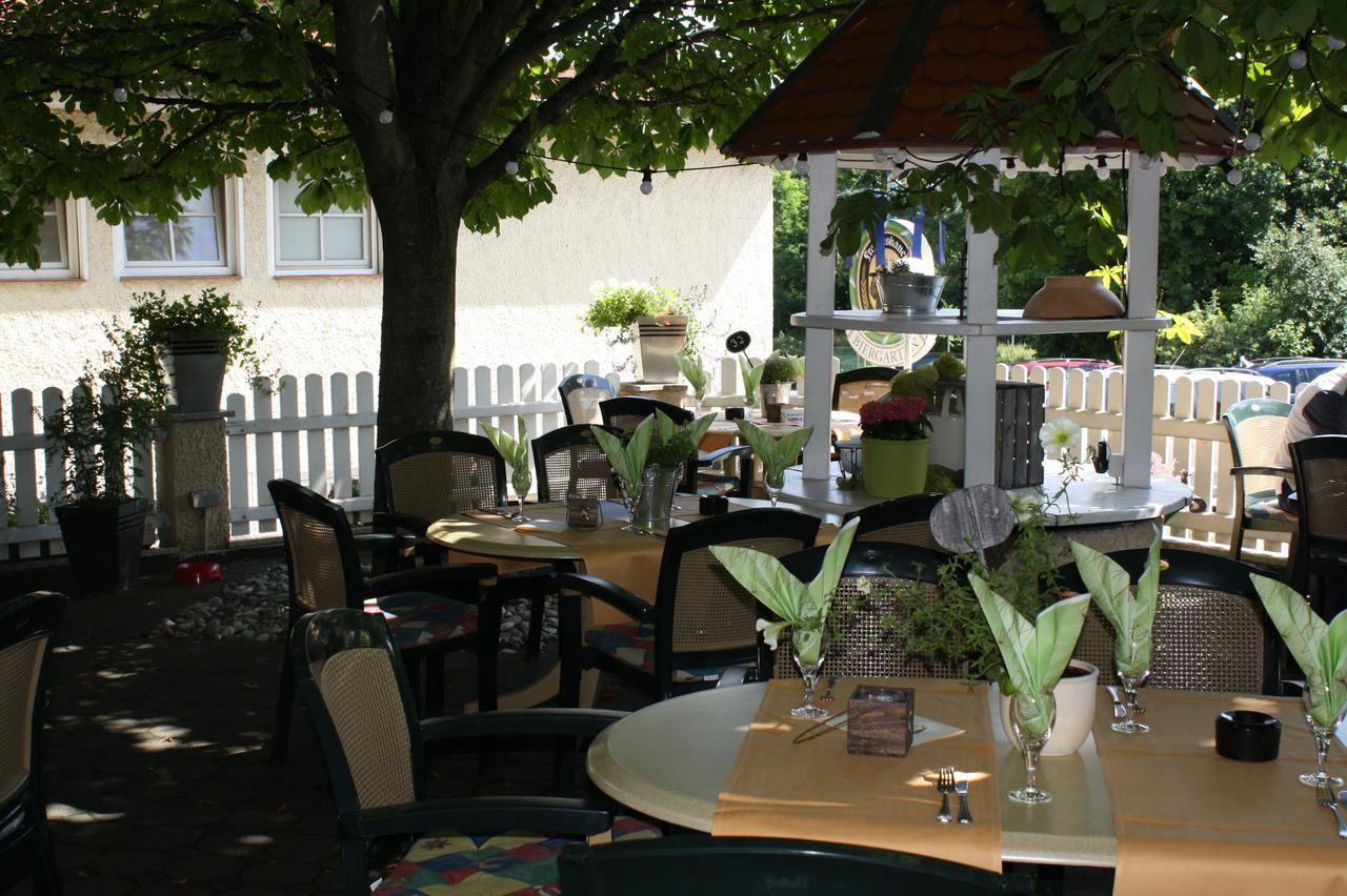 Hotel Schoene Aussicht Гисен Экстерьер фото